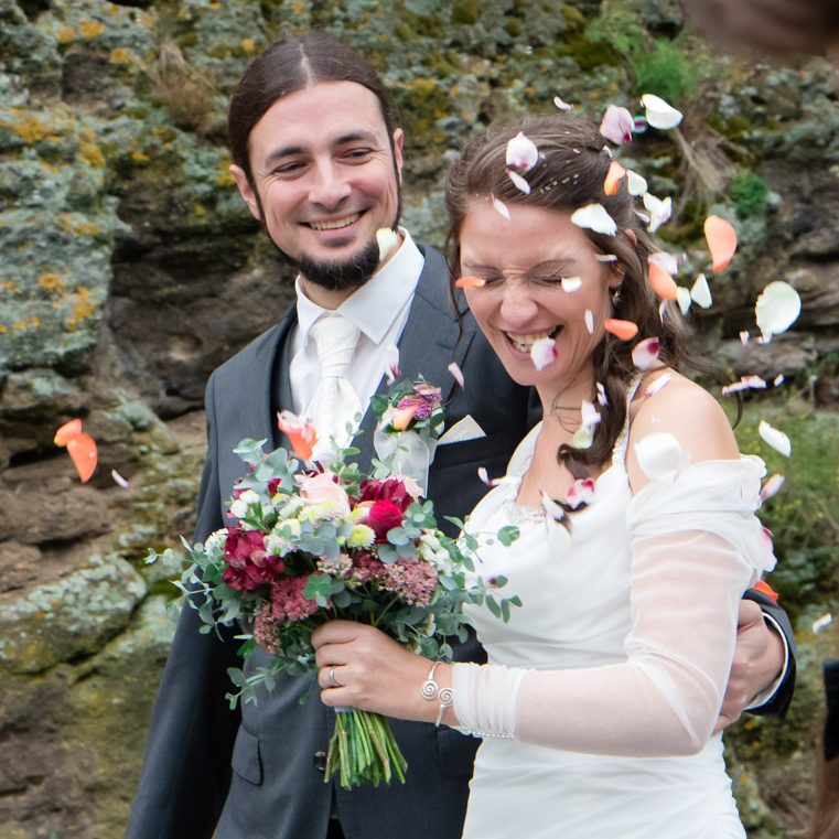 Regenhochzeit Burg Güssing im Burgenland freie Traaung